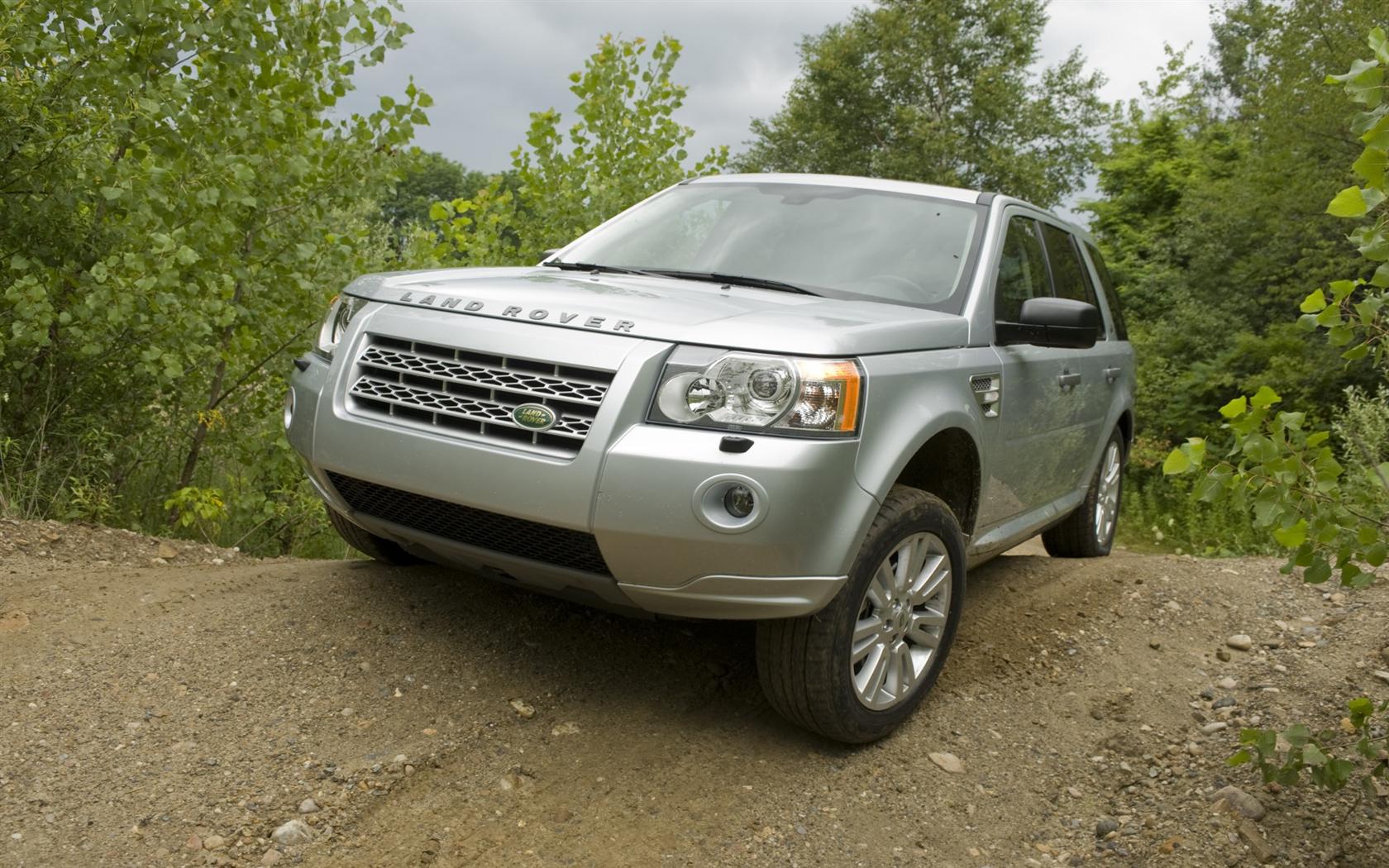 2011 Land Rover LR2